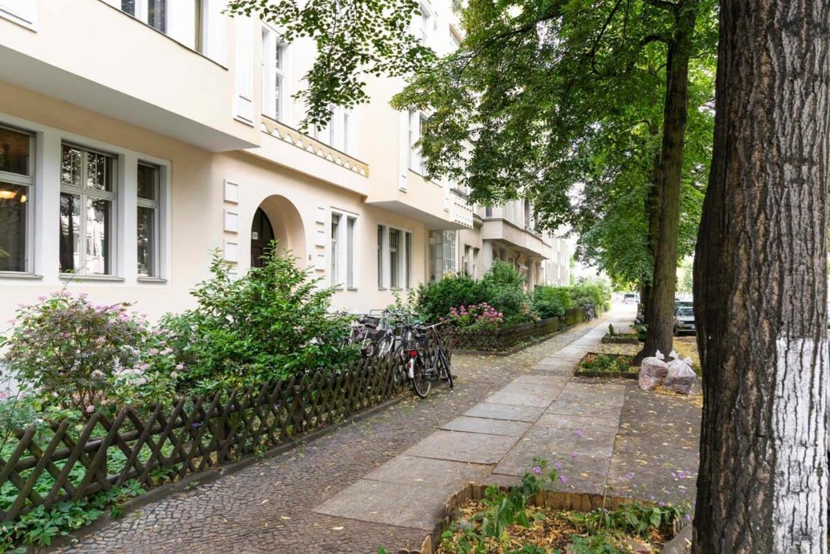 Spacious Loft Style In Wilmersdorf Apartment *