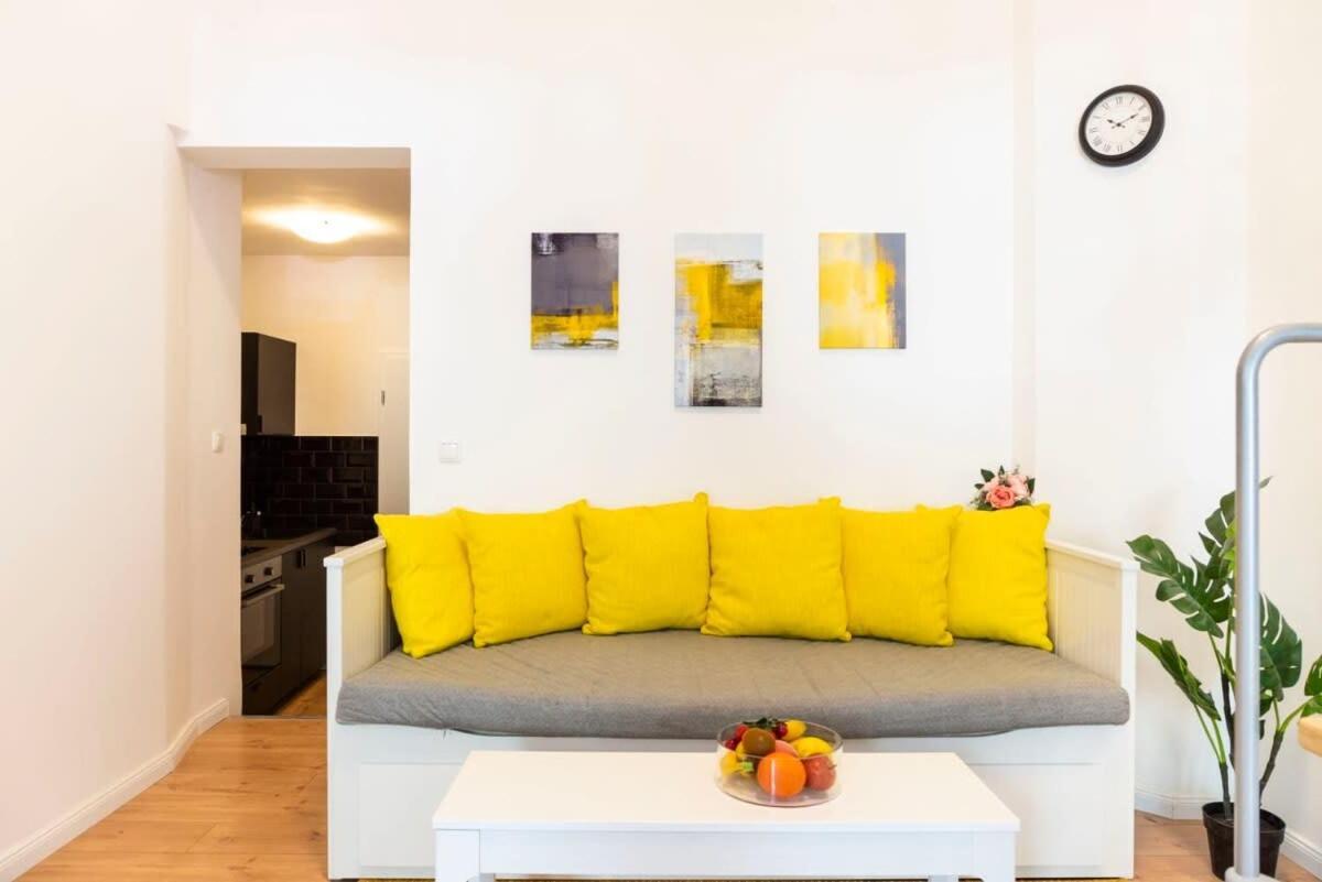 Spacious Loft Style In Wilmersdorf Берлин